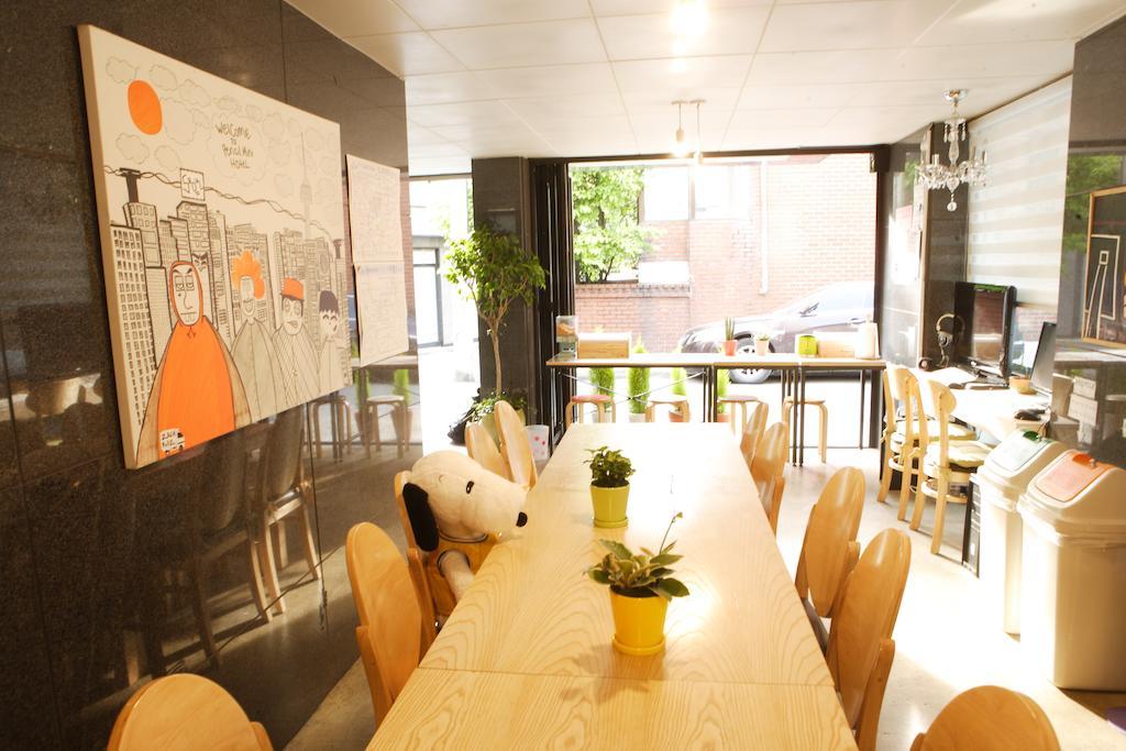 Hongdae Pencil Guesthouse Сеул Экстерьер фото